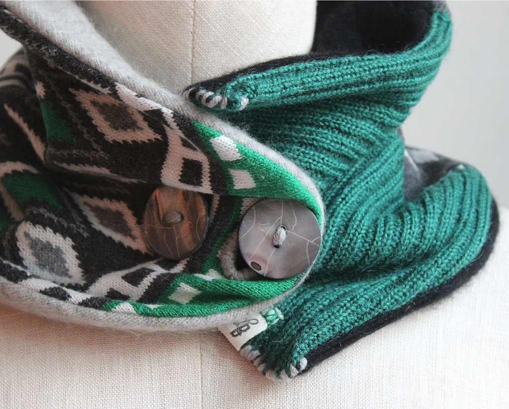 Lucky Green Diamond Cashmere Lined Neck-Warmer