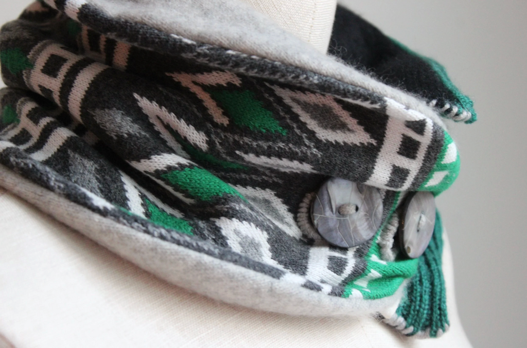 Lucky Green Diamond Cashmere Lined Neck-Warmer