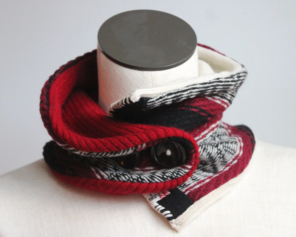 Cabin Dreams Cashmere Lined Neck-Warmer