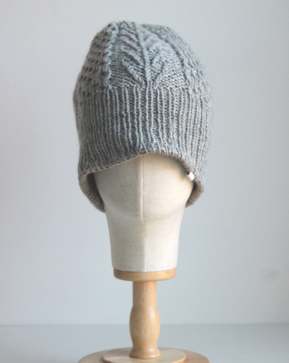 Gray Cinnamon Cashmere Lined Hand-Knit Beanie