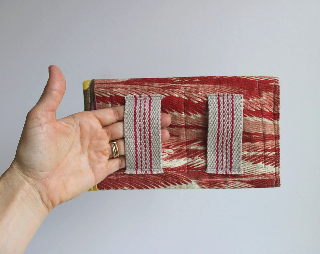 Marbled Rust Hand-Catch Wallet