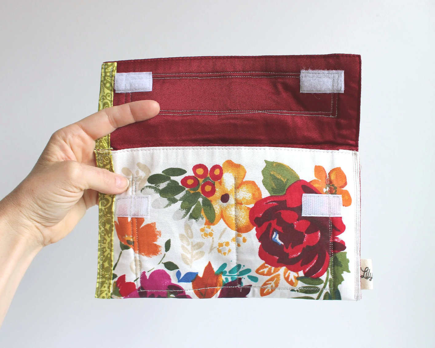 Autumn Floral & White Velcro Hand-Catch Wallet