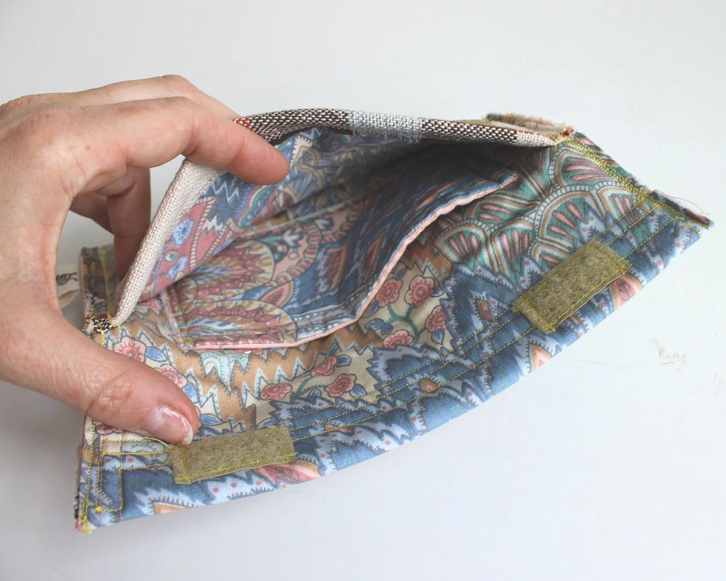 Plaid Paisley Hand-Catch Wallet