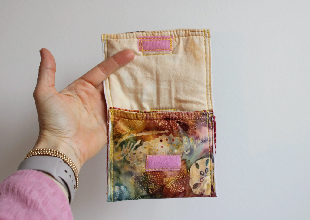 Small Shell Hand-Catch Wallet