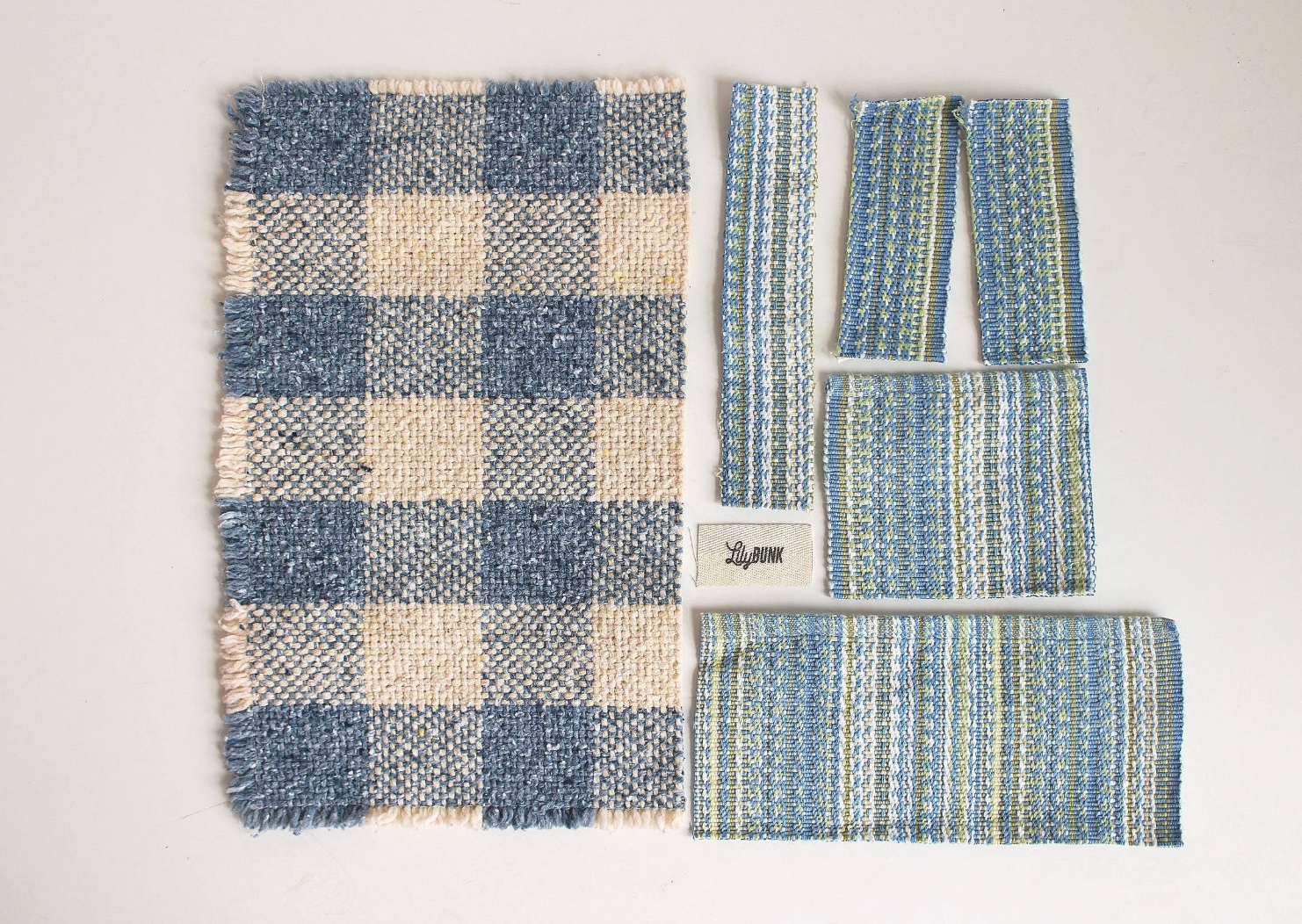 Blue & White Checkered Hand-Catch Wallet