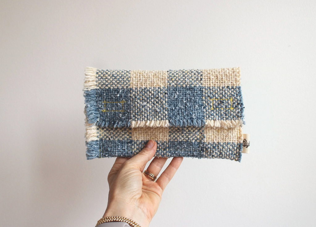 Blue & White Checkered Hand-Catch Wallet
